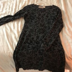 Beautiful gray dress with velvet flowers.